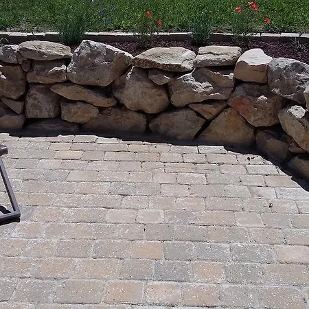 Гостевой дом Les Portes Du Ventoux Saint Didier (Vaucluse)